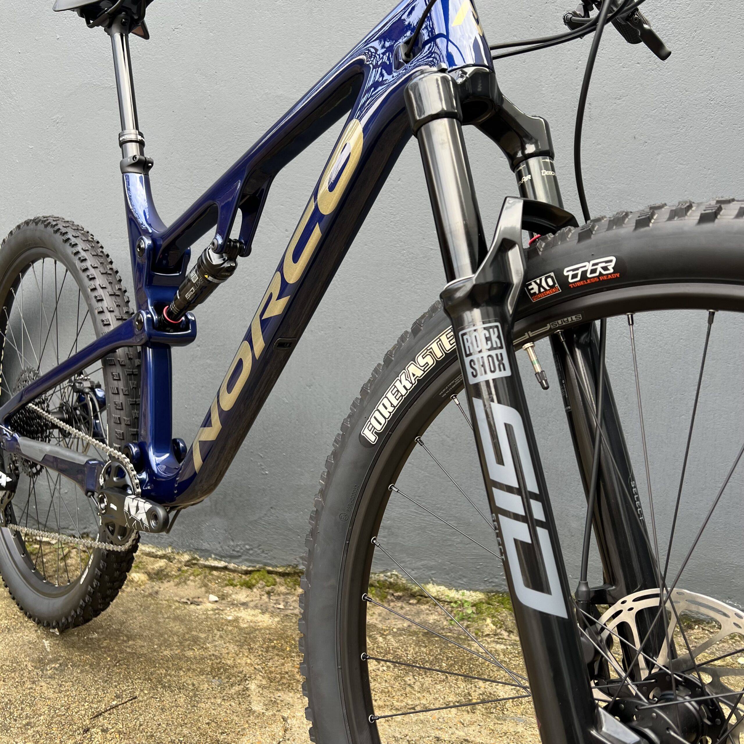 NORCO Revolver FS 2 120 - Carbone - Blue / Copper - 2024 – Image 2