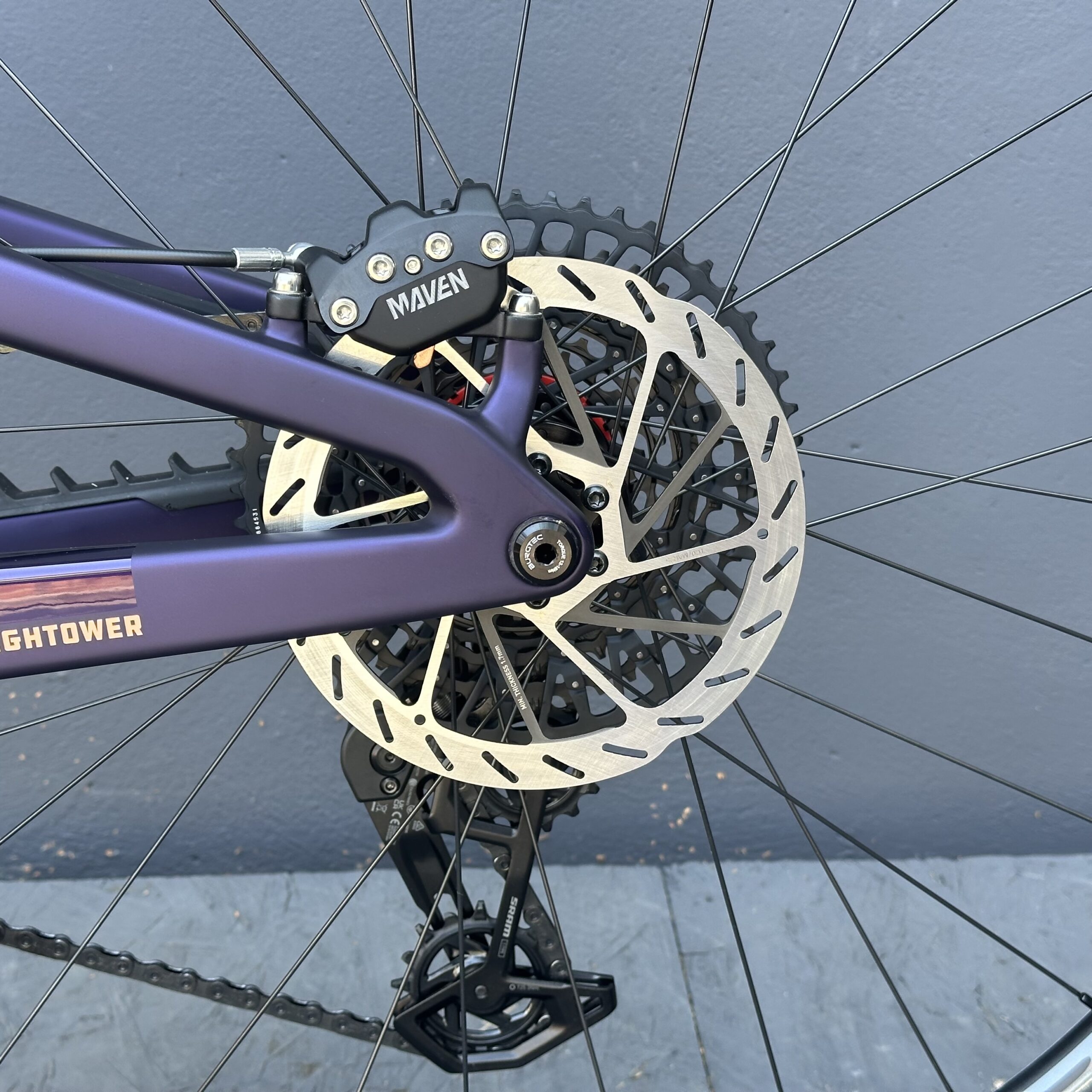 SANTA CRUZ Hightower CC 2026 | XO AXS | Matte Deep Purple – Image 11