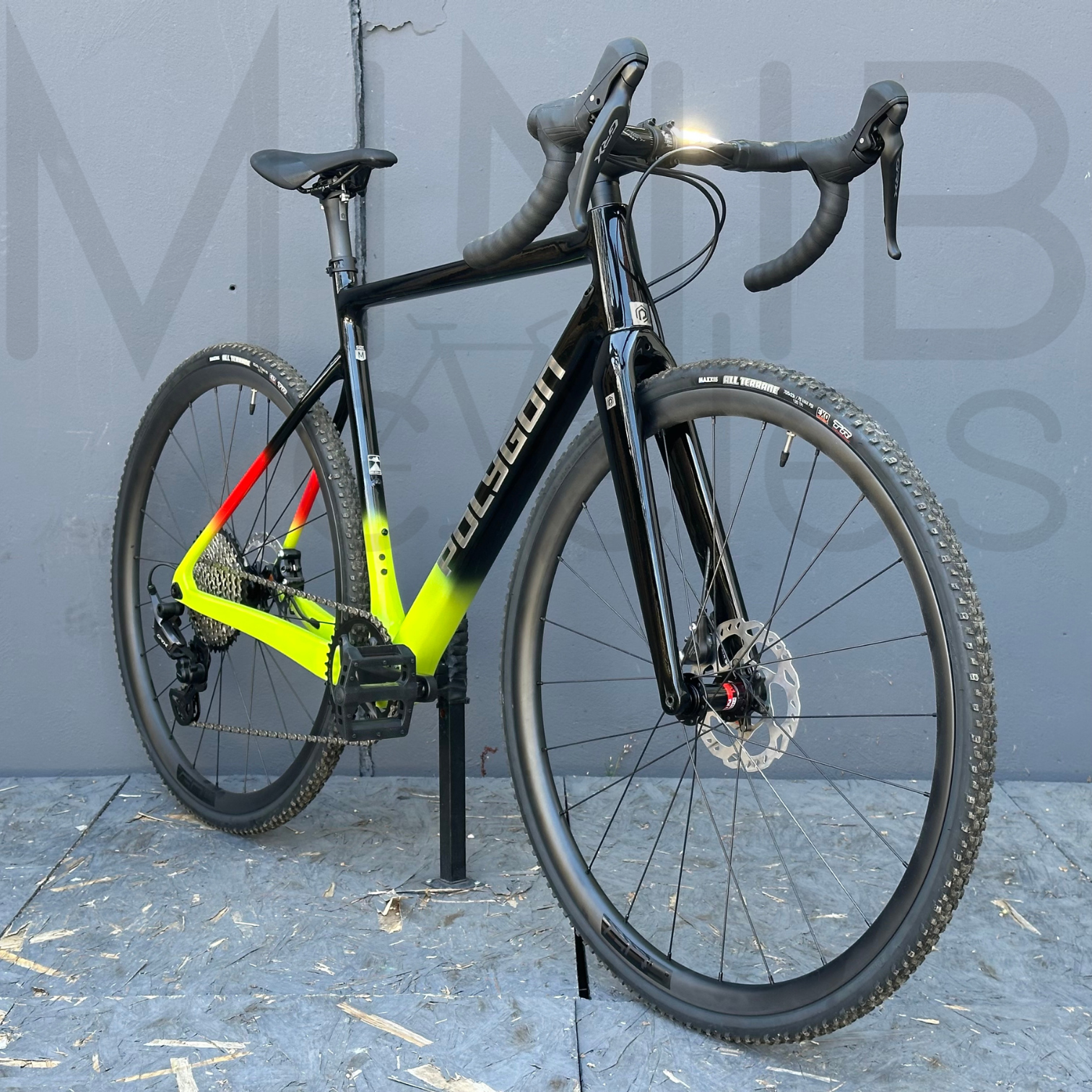 POLYGON Bend CX