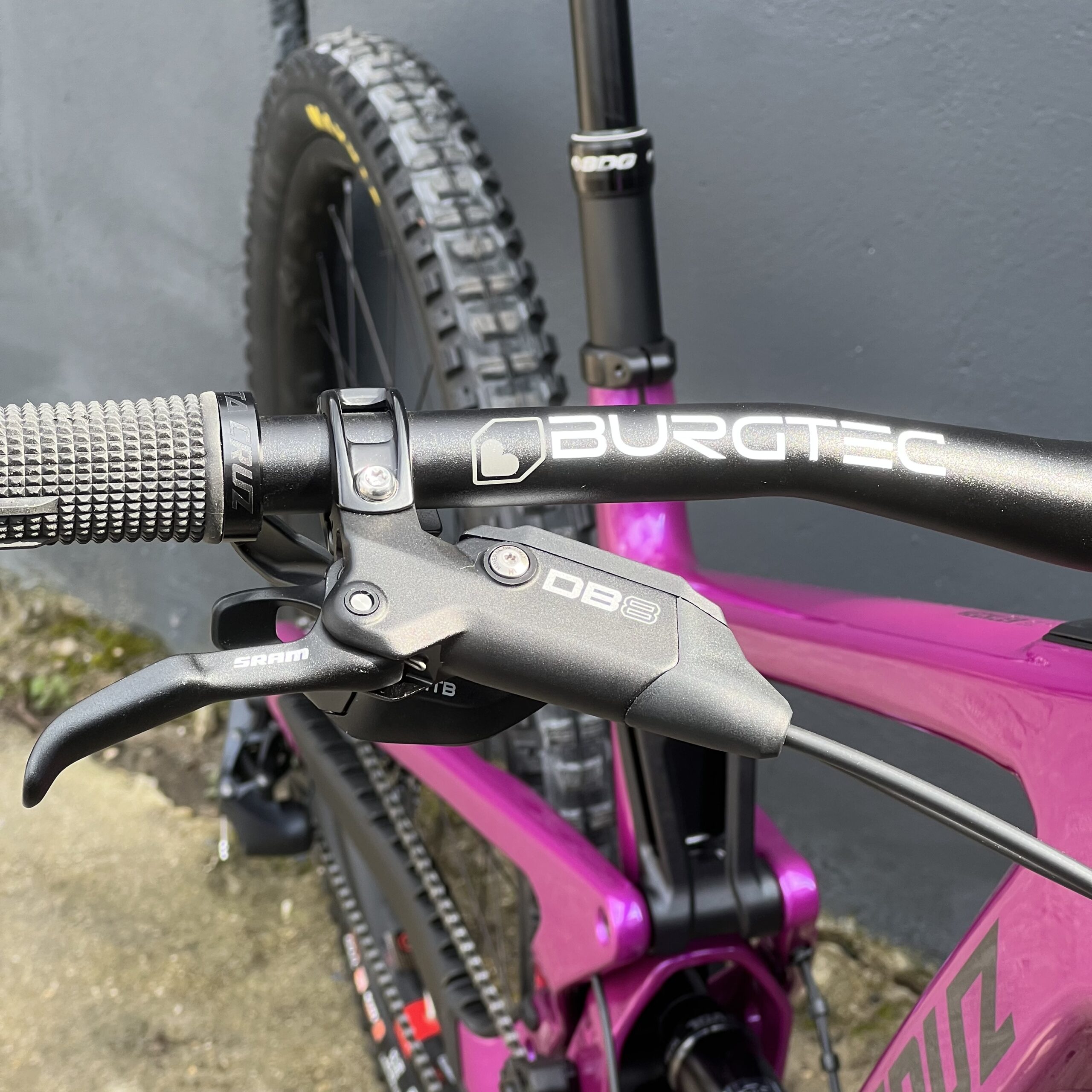 SANTA CRUZ Heckler SL Promo - Kit R - Gloss Magenta – Image 7