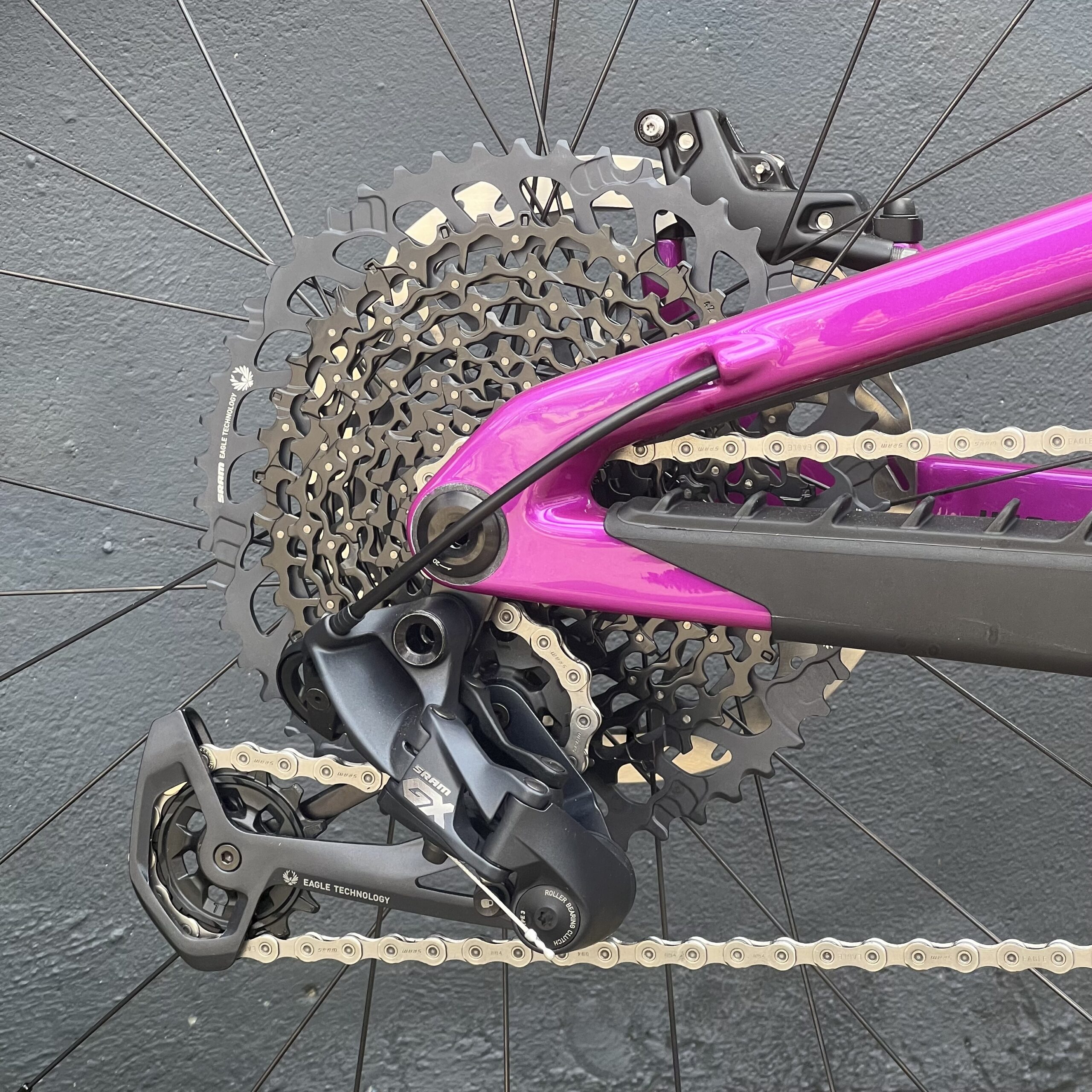 SANTA CRUZ Heckler SL Promo - Kit R - Gloss Magenta – Image 5
