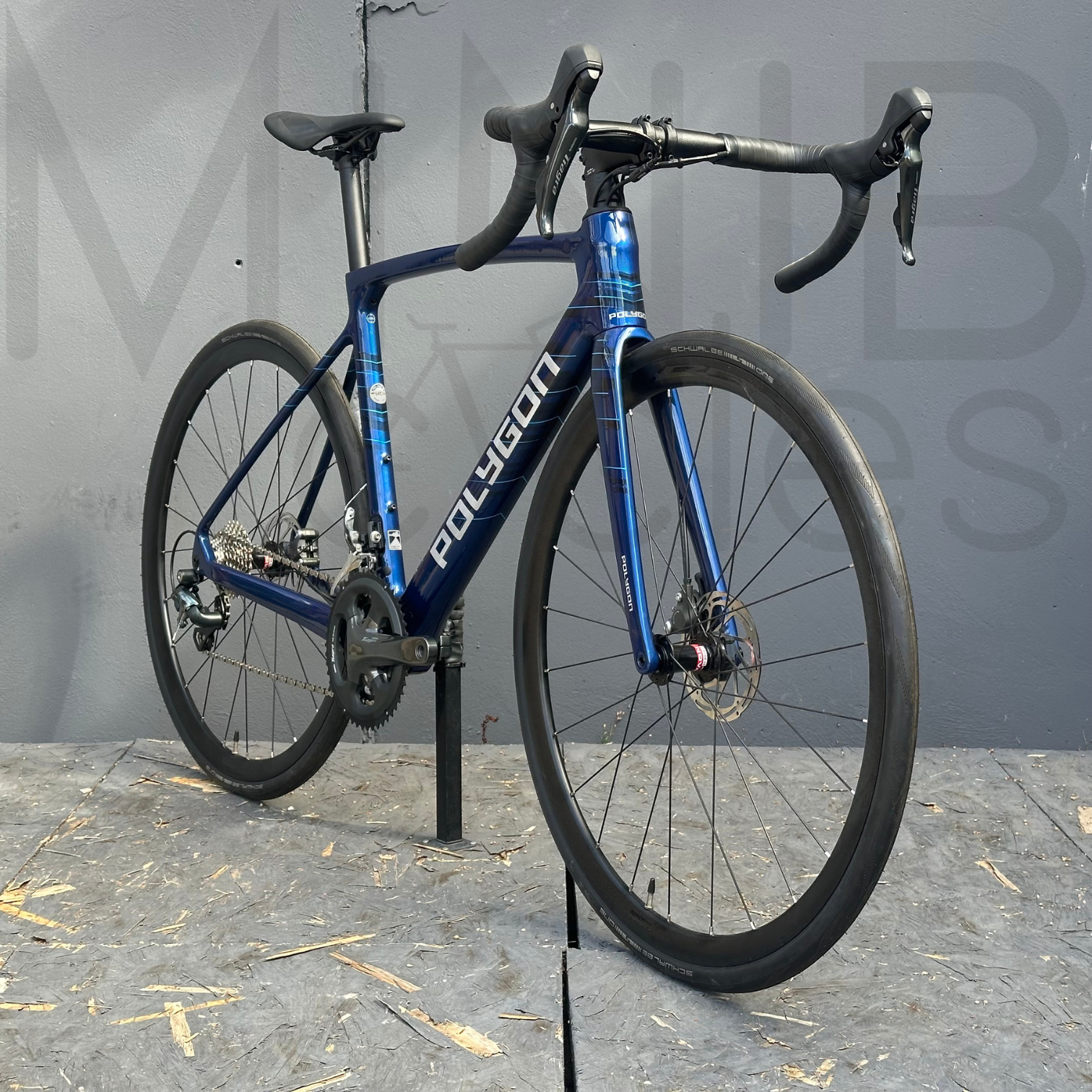 POLYGON Strattos S6D