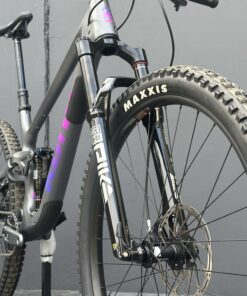 Alternative view of KONA Process 134 CR/DL G3 2025 | Metallic Grey | Destockage -55% !