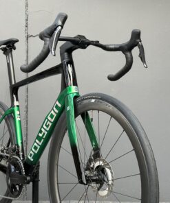 Alternative view of POLYGON Helios A8 Di2 | 2026 | Midnight Pine
