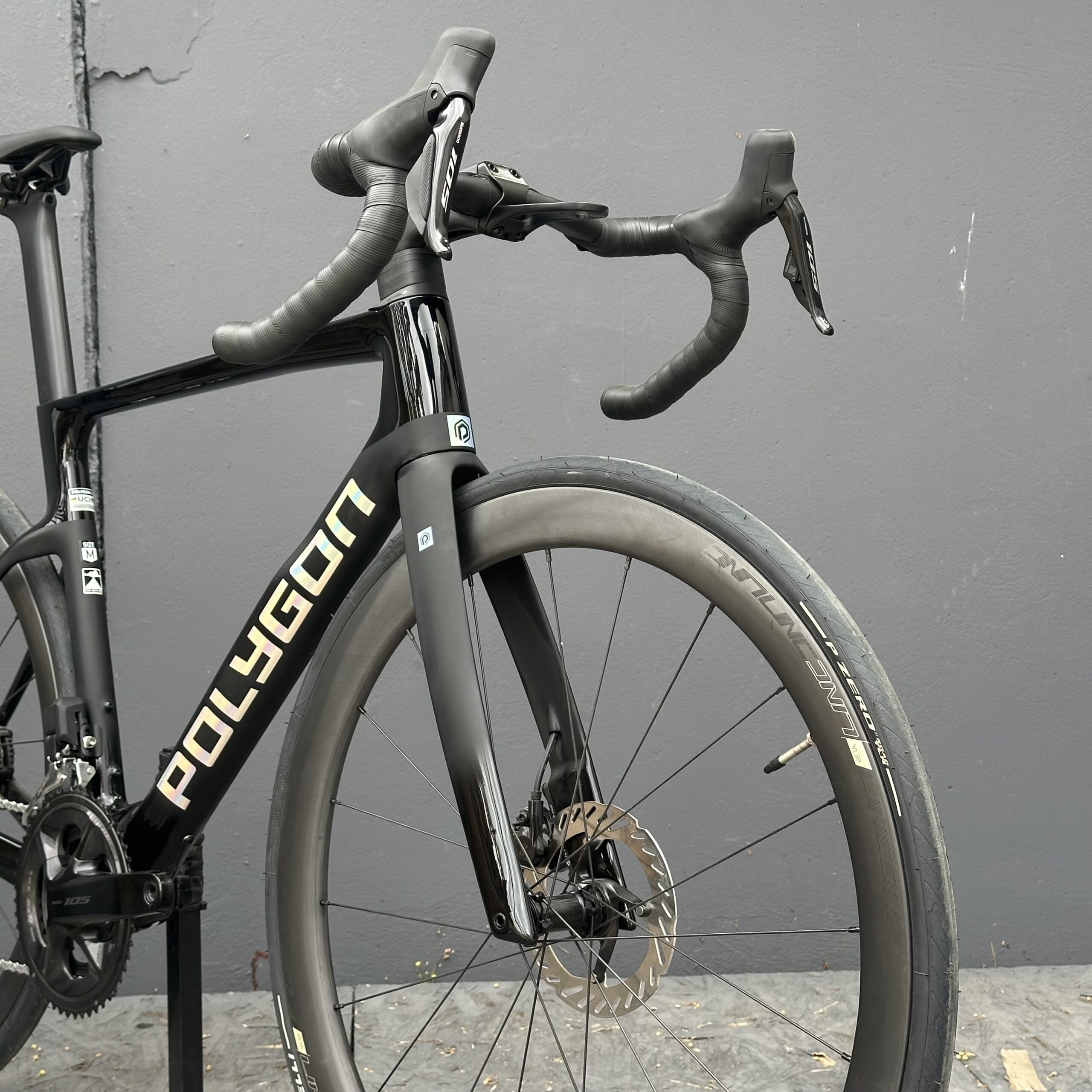 POLYGON Helios A7 Di2 | 2026 | Black Phantom – Image 2