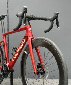 Alternative view of COLNAGO V4 Rival AXS 12v | Roues ENVE Foundation 65 | 2025 | Rouge