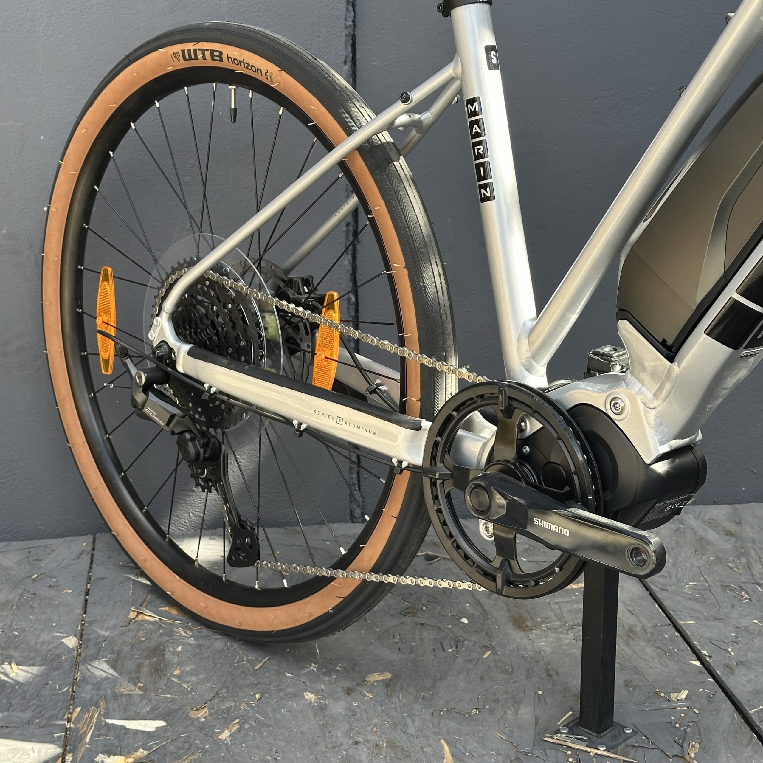 MARIN Sausalito E1 ST 2024 | Silver – Image 4