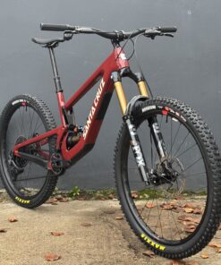 SANTA CRUZ Megatower