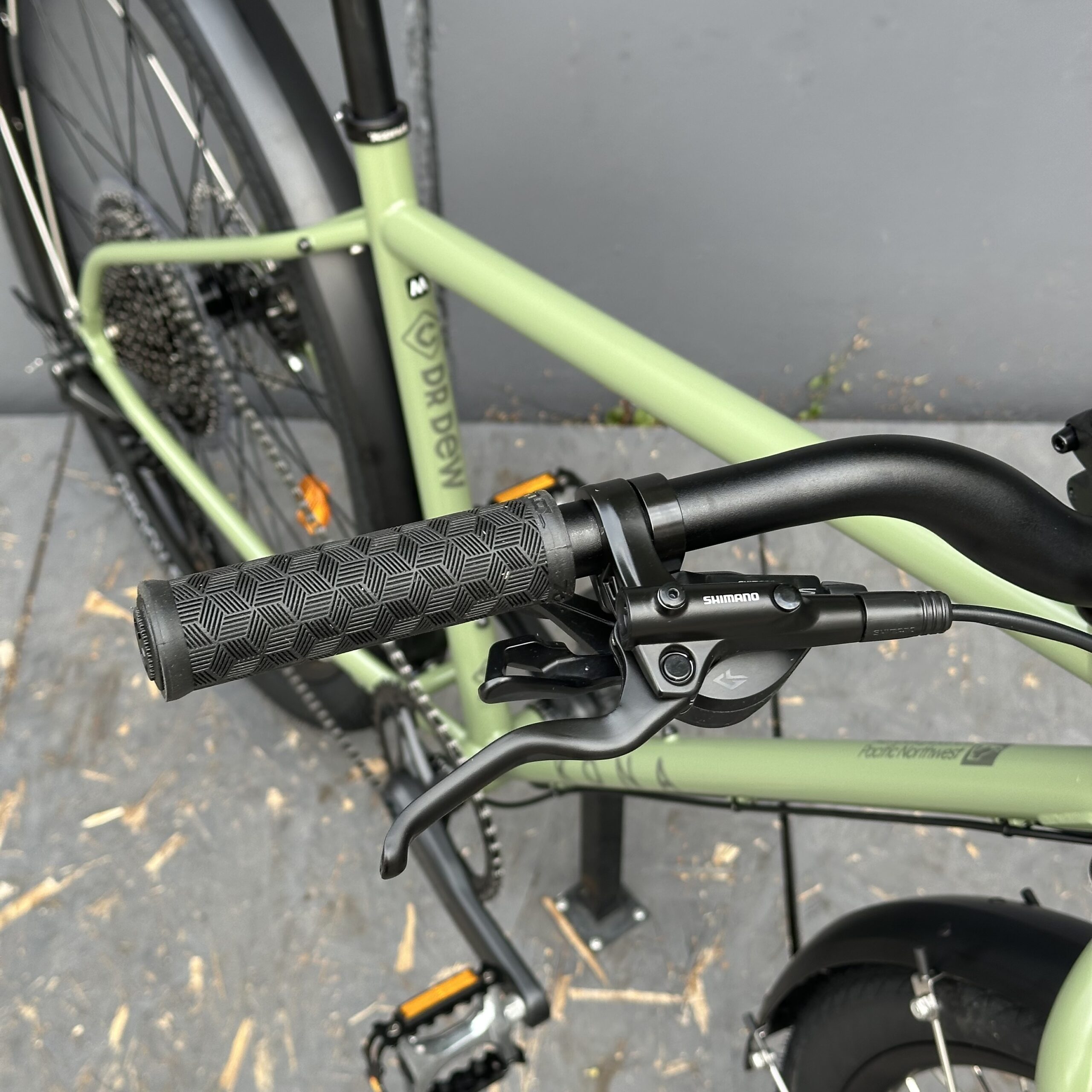Kona Dr Dew 2026 | Vert Satin – Image 7