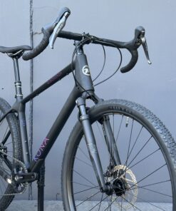 Alternative view of KONA Ouroboros CR 2026 | Noir Mat/Brillant