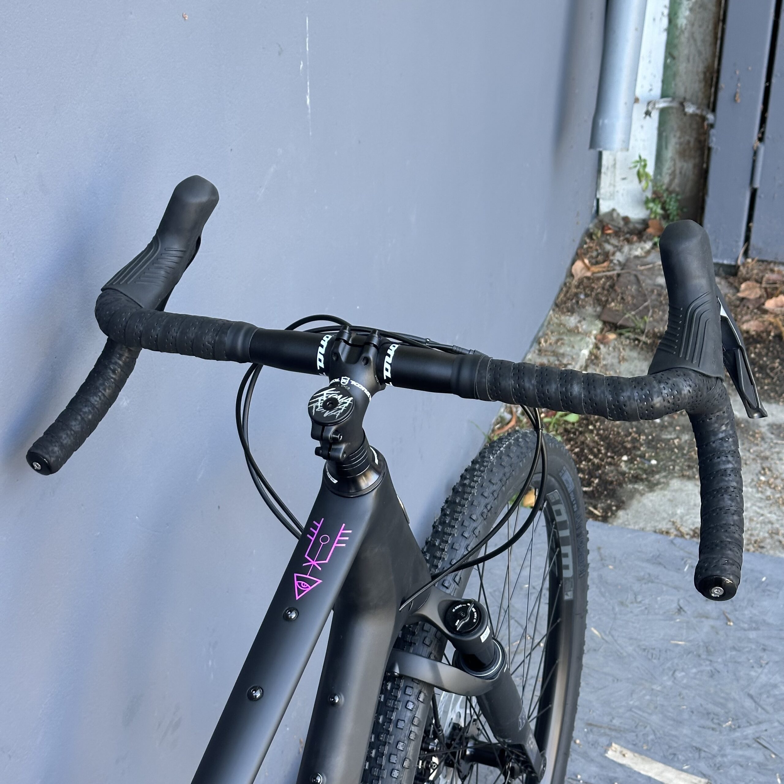 KONA Ouroboros CR 2026 | Noir Mat/Brillant – Image 7