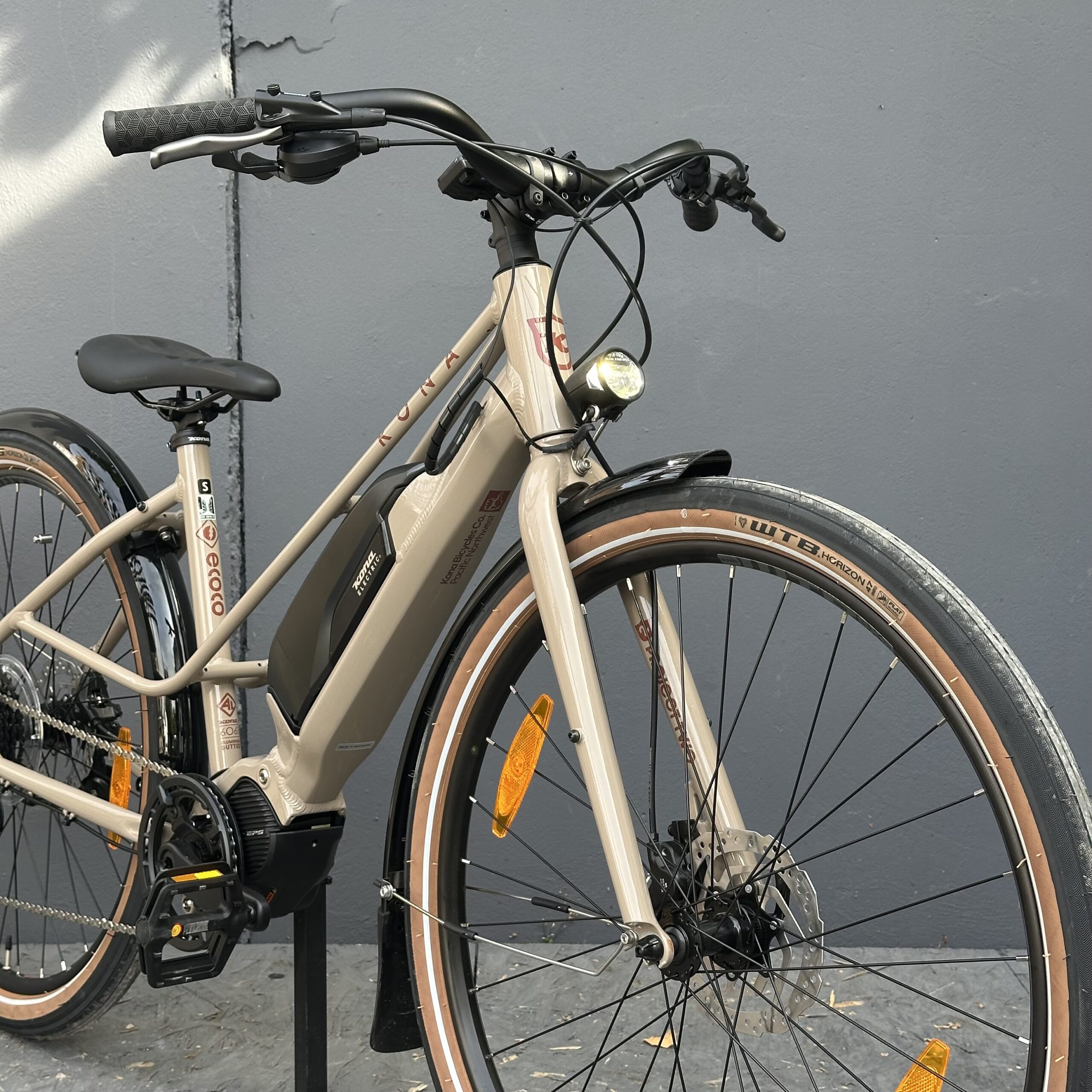 KONA Ecoco 2026 - Brun caramel – Image 2