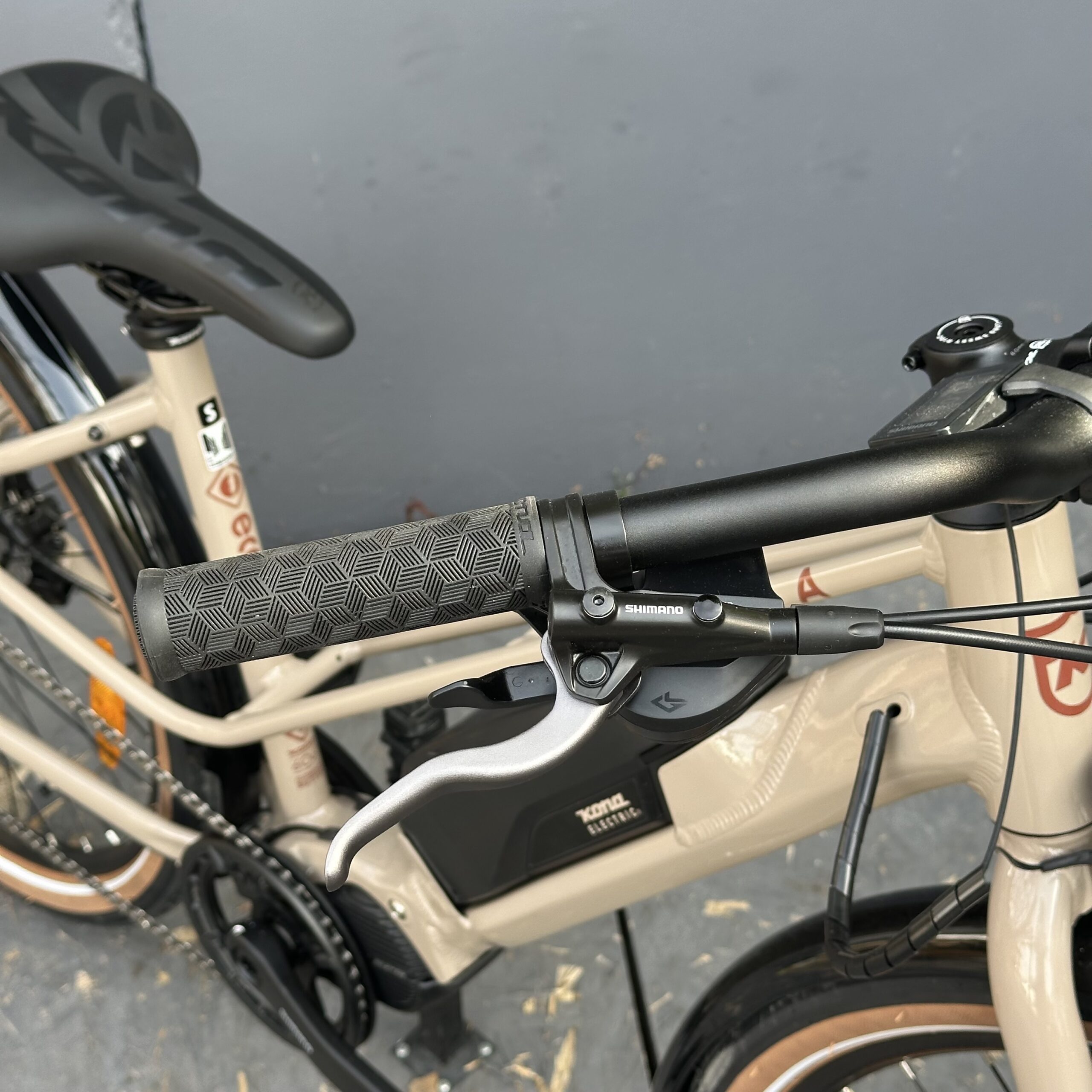 KONA Ecoco 2026 - Brun caramel – Image 4