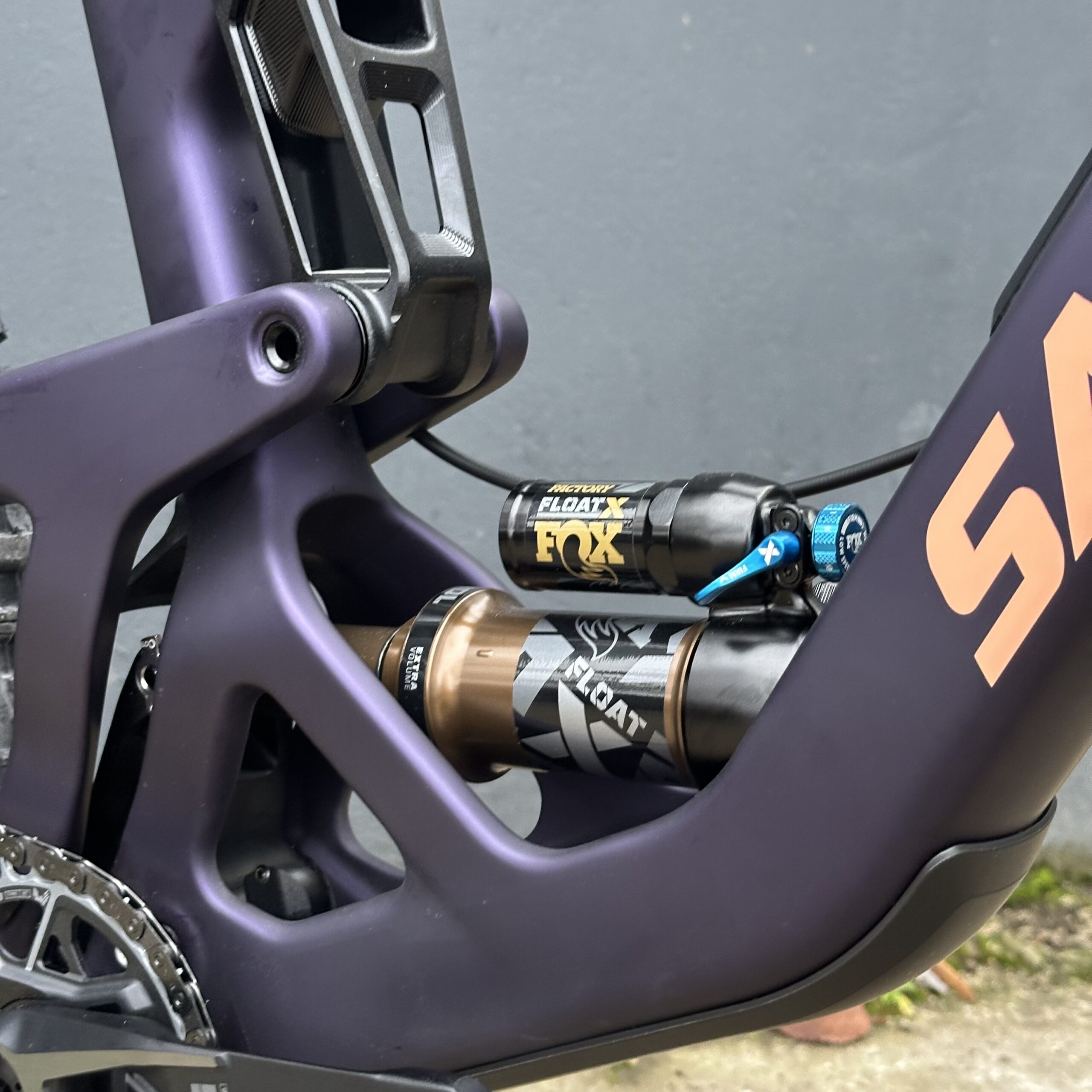 SANTA CRUZ Hightower CC 2026 - XO AXS RSV - Matte Deep Purple – Image 3