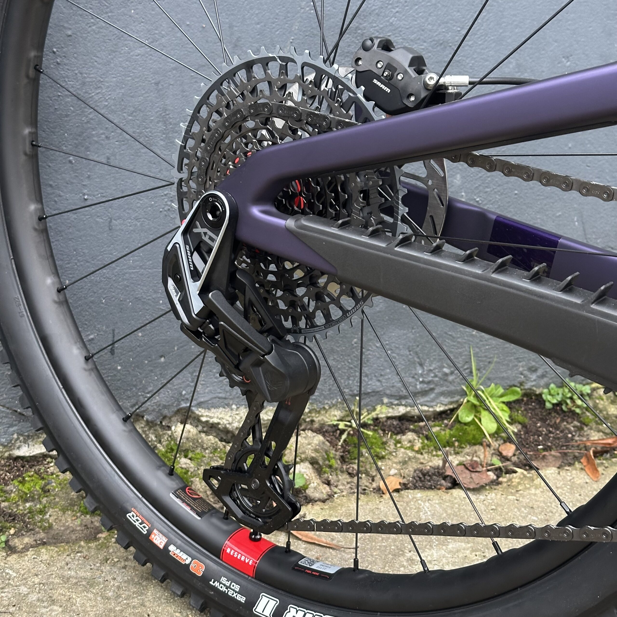 SANTA CRUZ Hightower CC 2026 - XO AXS RSV - Matte Deep Purple – Image 5