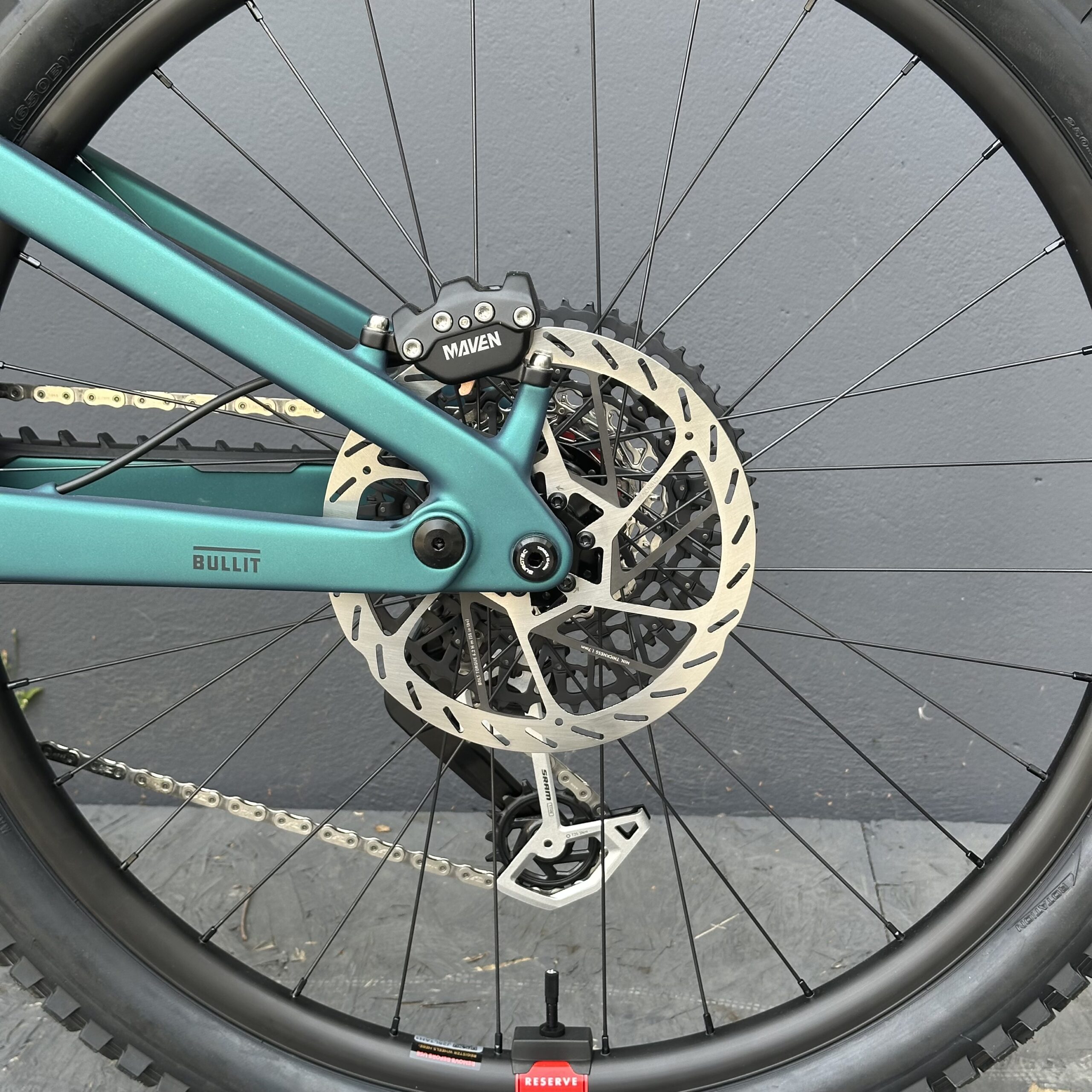 SANTA CRUZ Bullit 90 C | 2026 | Matte Teal Sparkle – Image 11