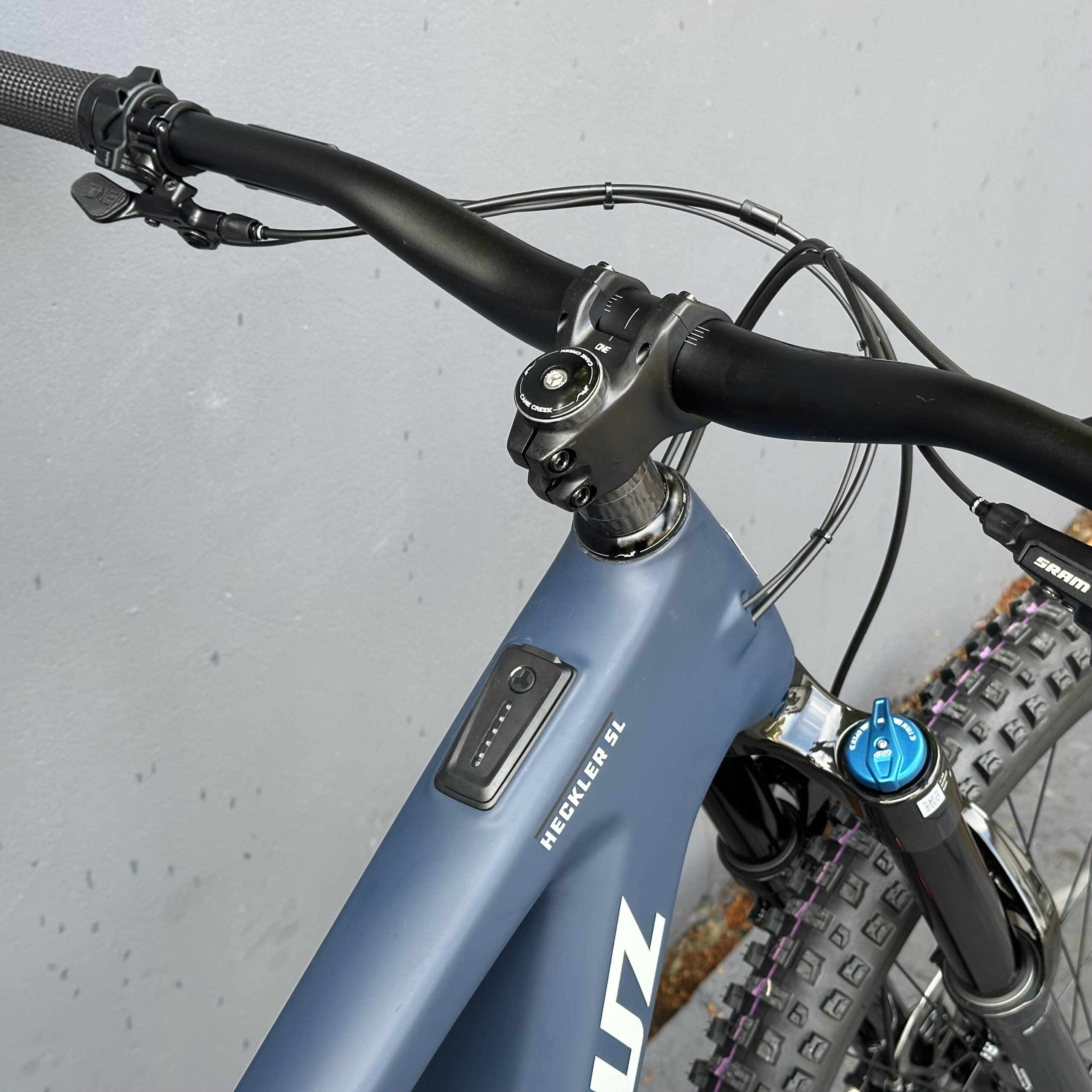 SANTA CRUZ Heckler SL 90 Promo - Matte Dark Blue – Image 9