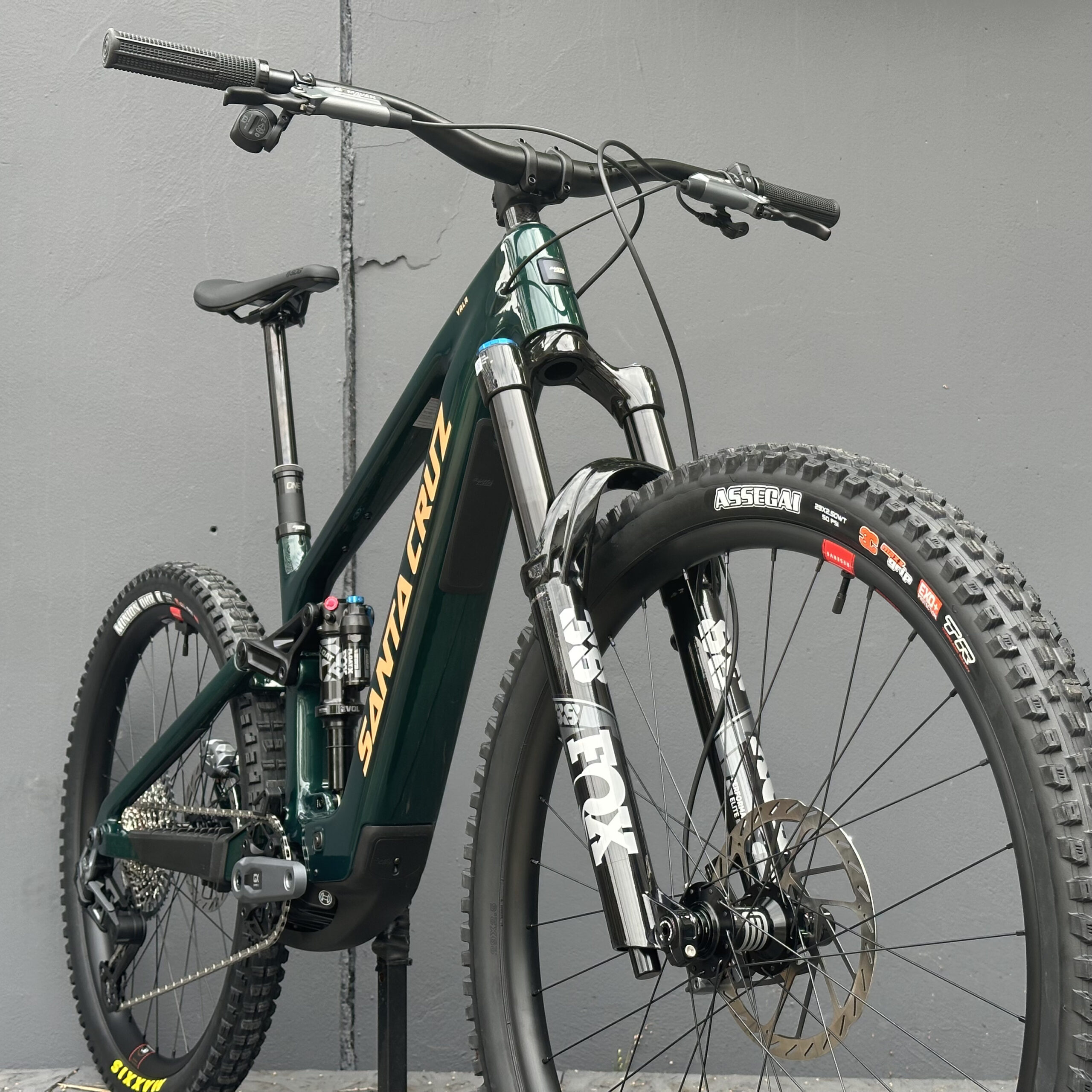 SANTA CRUZ Vala GX AXS | 2026 | Gloss Midnight Green – Image 2