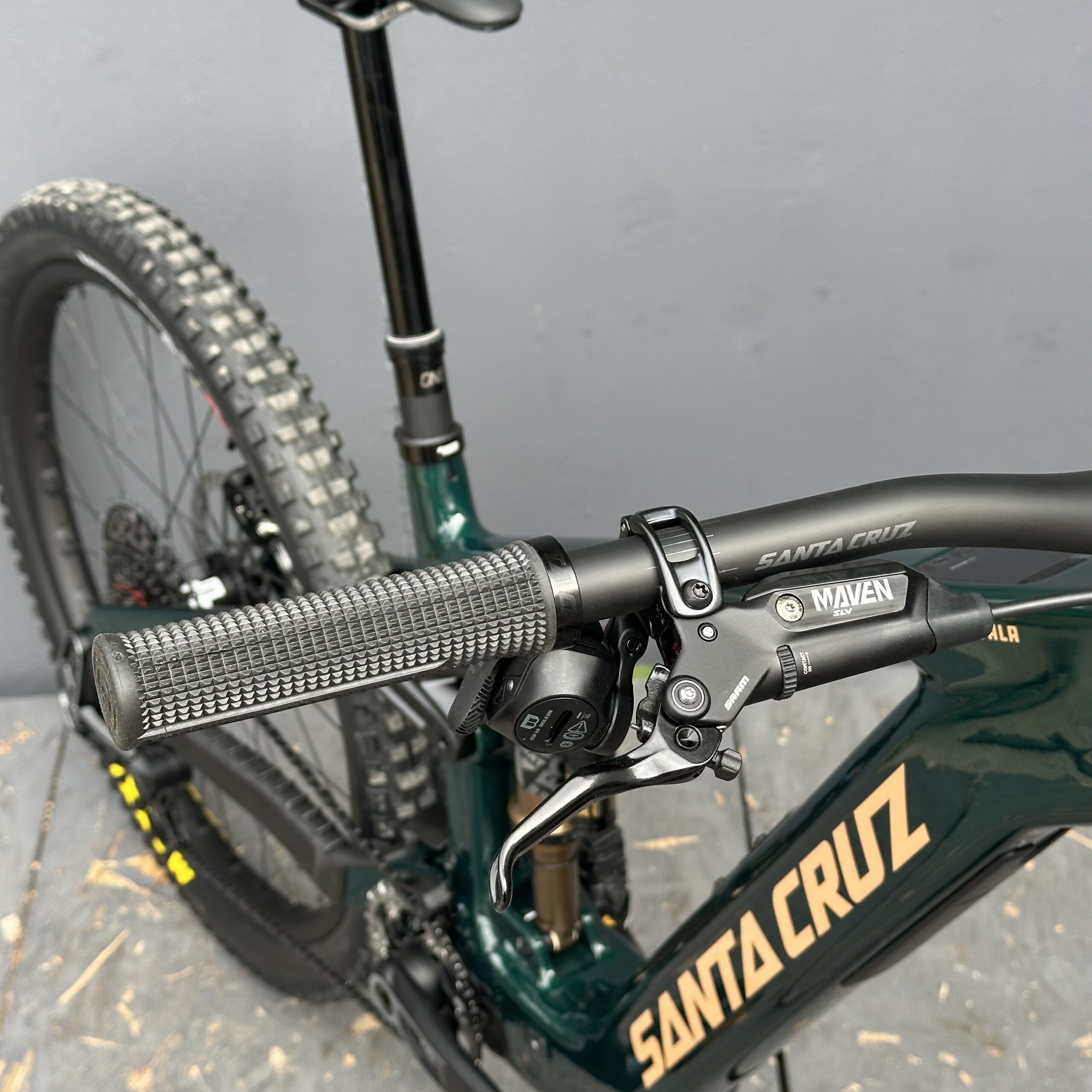 SANTA CRUZ Vala X0 AXS RSV CC 2026 | Modèle Démo | Taille M | Gloss Midnight Green – Image 10