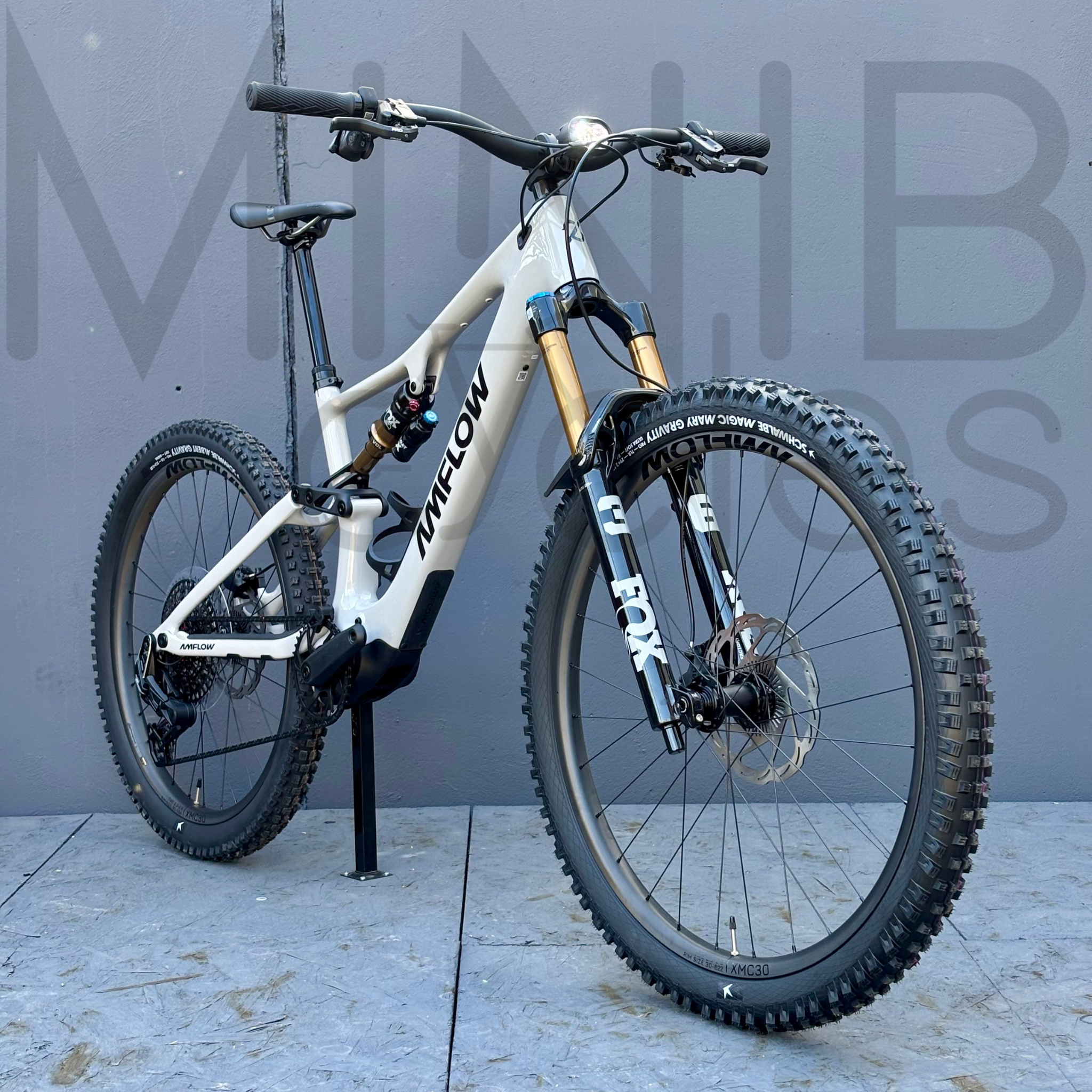 AMFLOW PL Carbon Pro