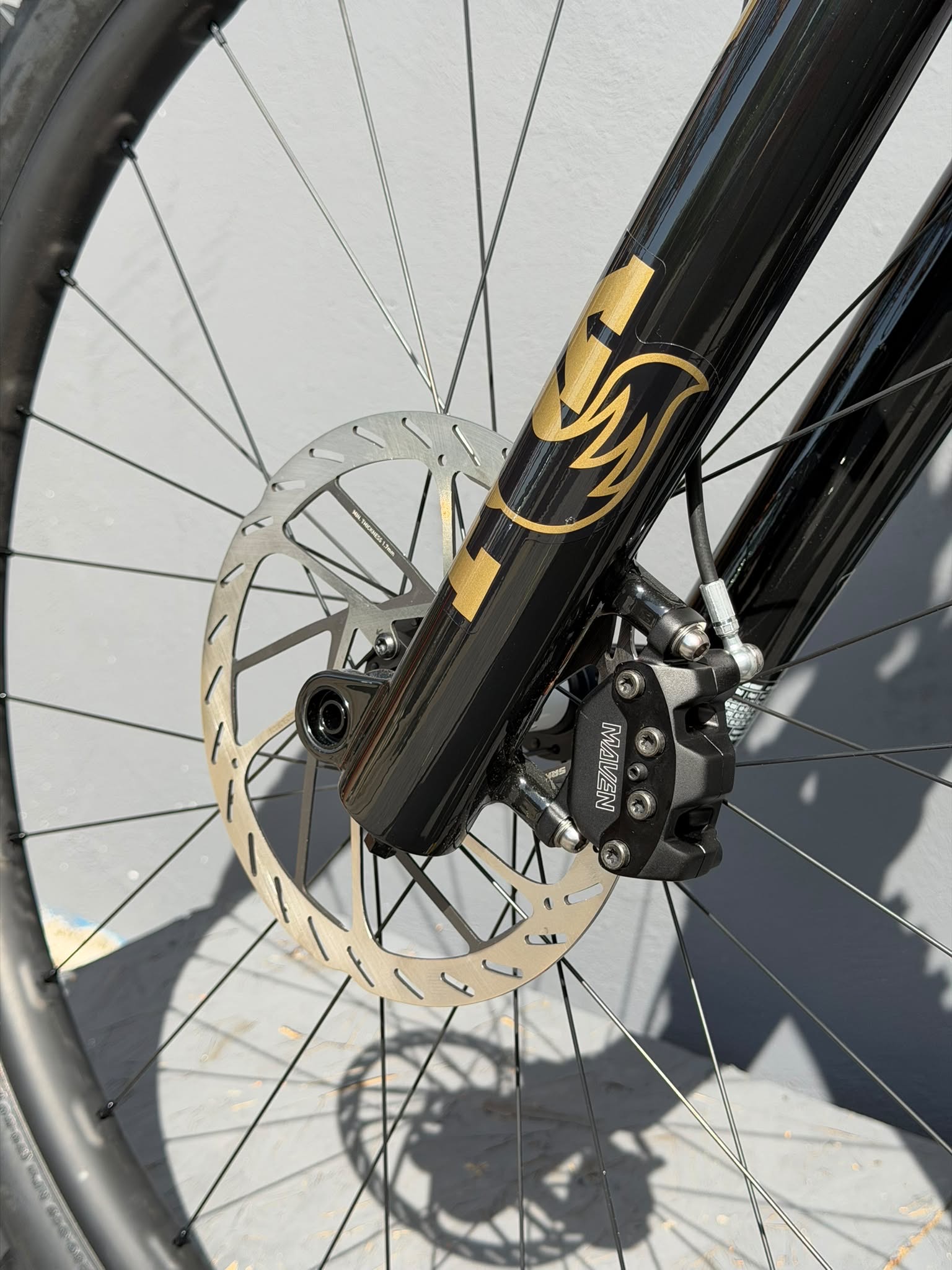 Bullit CC XO AXS RSV | SANTA CRUZ | 2027 | Matte Carbon – Image 7