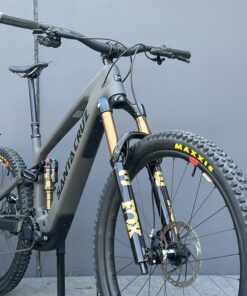 Alternative view of Vala XT Di2 RSV | SANTA CRUZ | 2027 | Matte Carbon Sparkle
