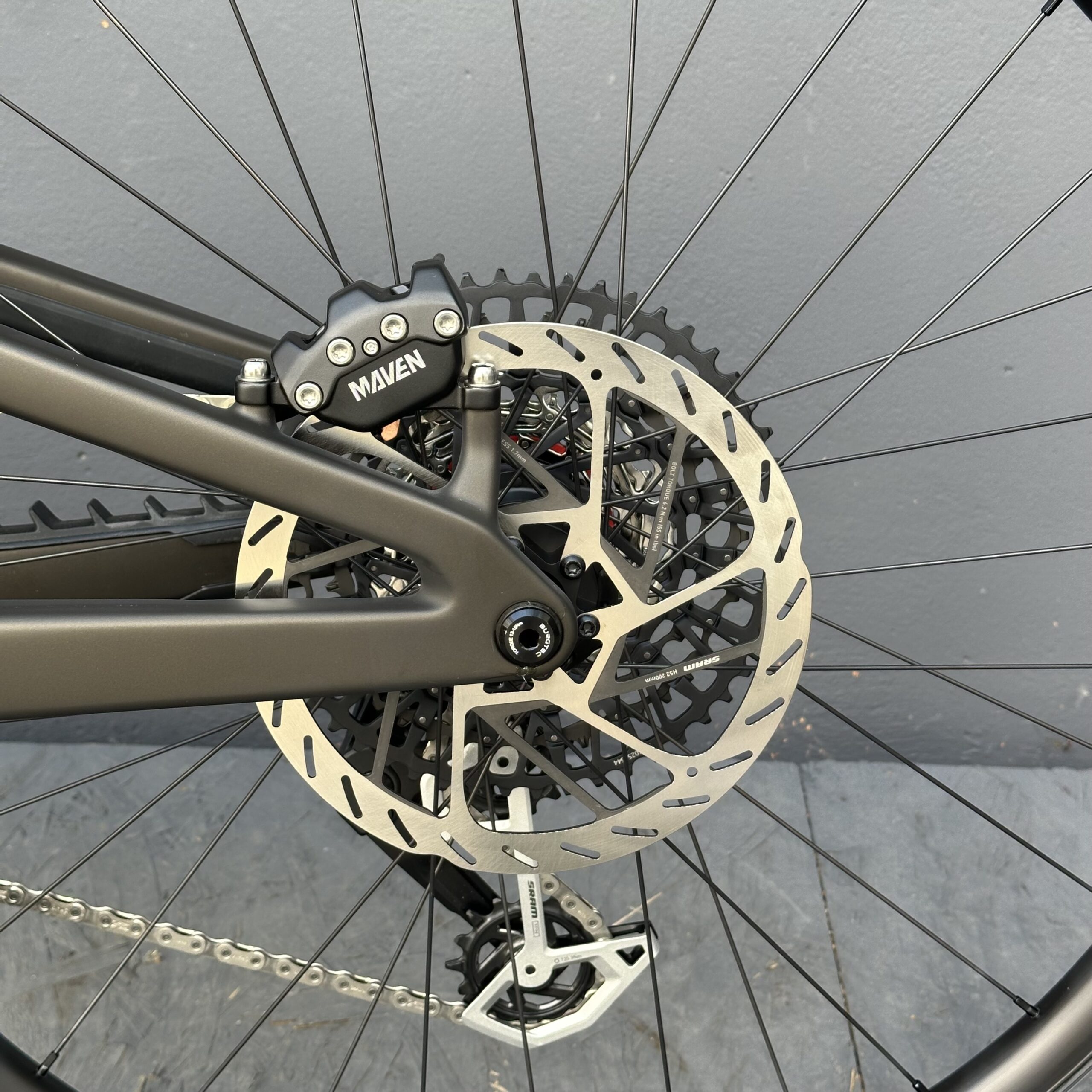 SANTA CRUZ Nomad 90 CC | 2027 | Matte Metallic Earth – Image 11