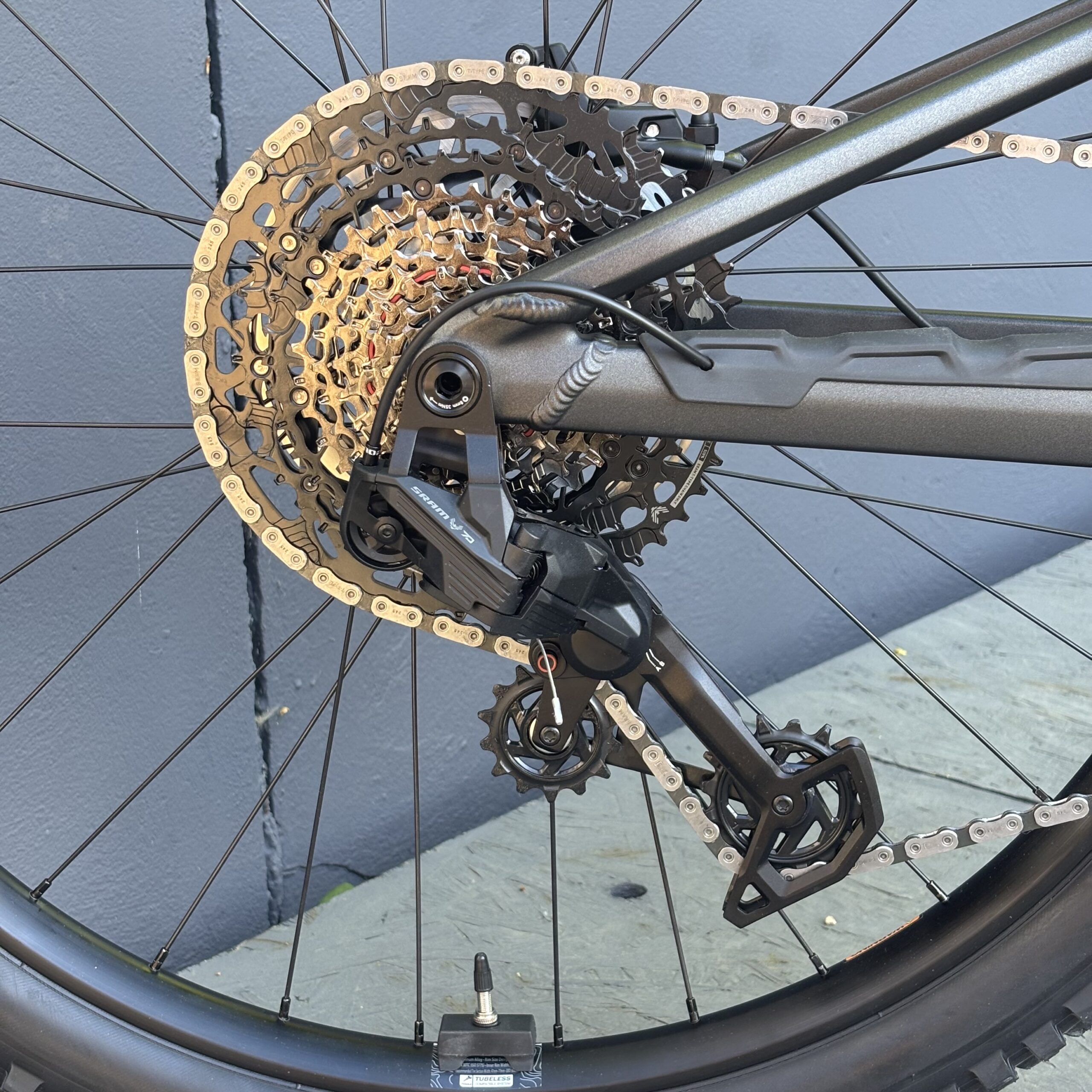 MONDRAKER Crafty Carbon S | Bosch Performance Line CX 100 Nm – Image 4