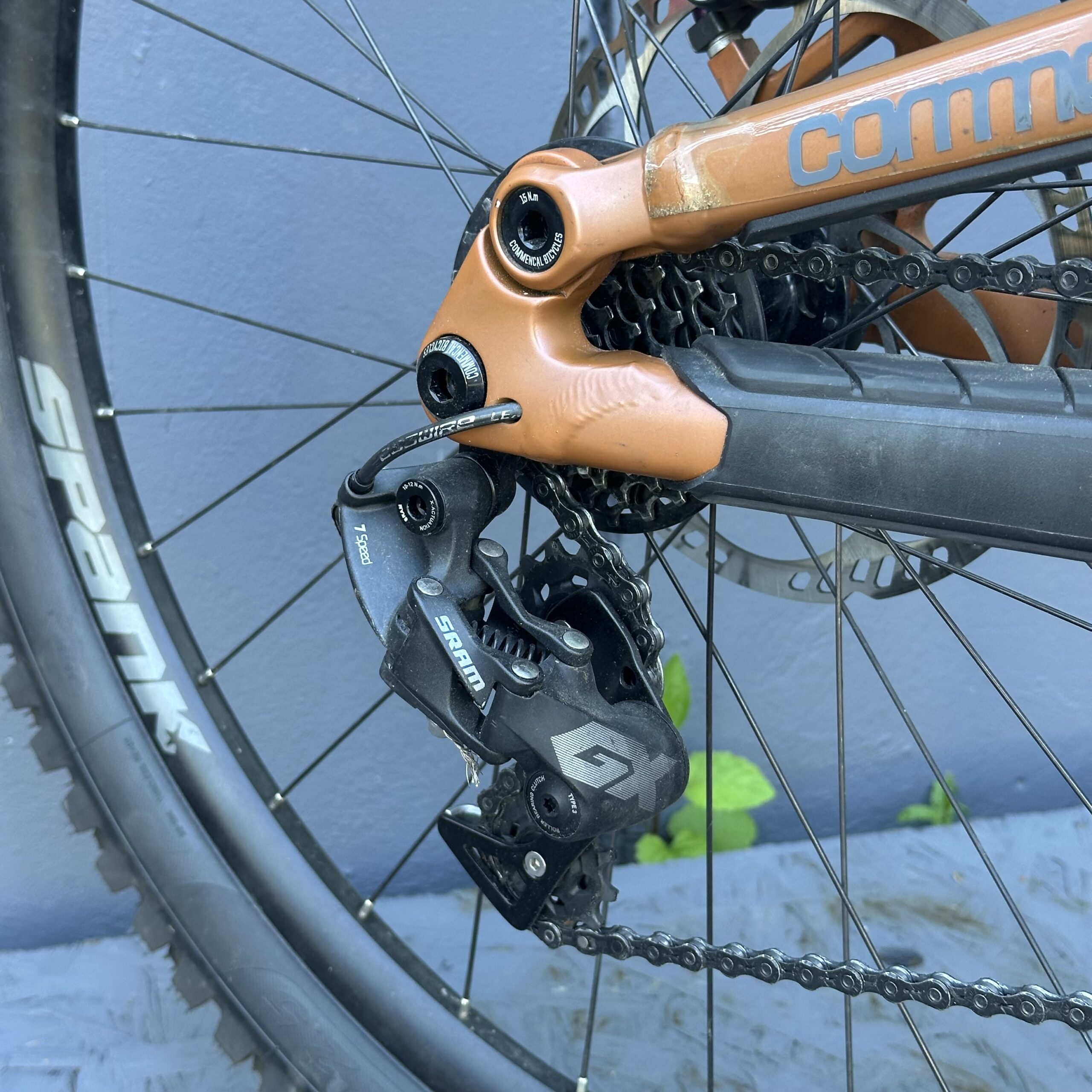Commencal Clash Occasion Ride Park Edition | VTT Super Enduro – Image 4