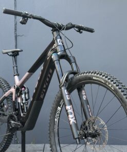 Alternative view of PIVOT Shuttle AMP'D Ride GX AXS | GX Eagle AXS | Noir/Rose