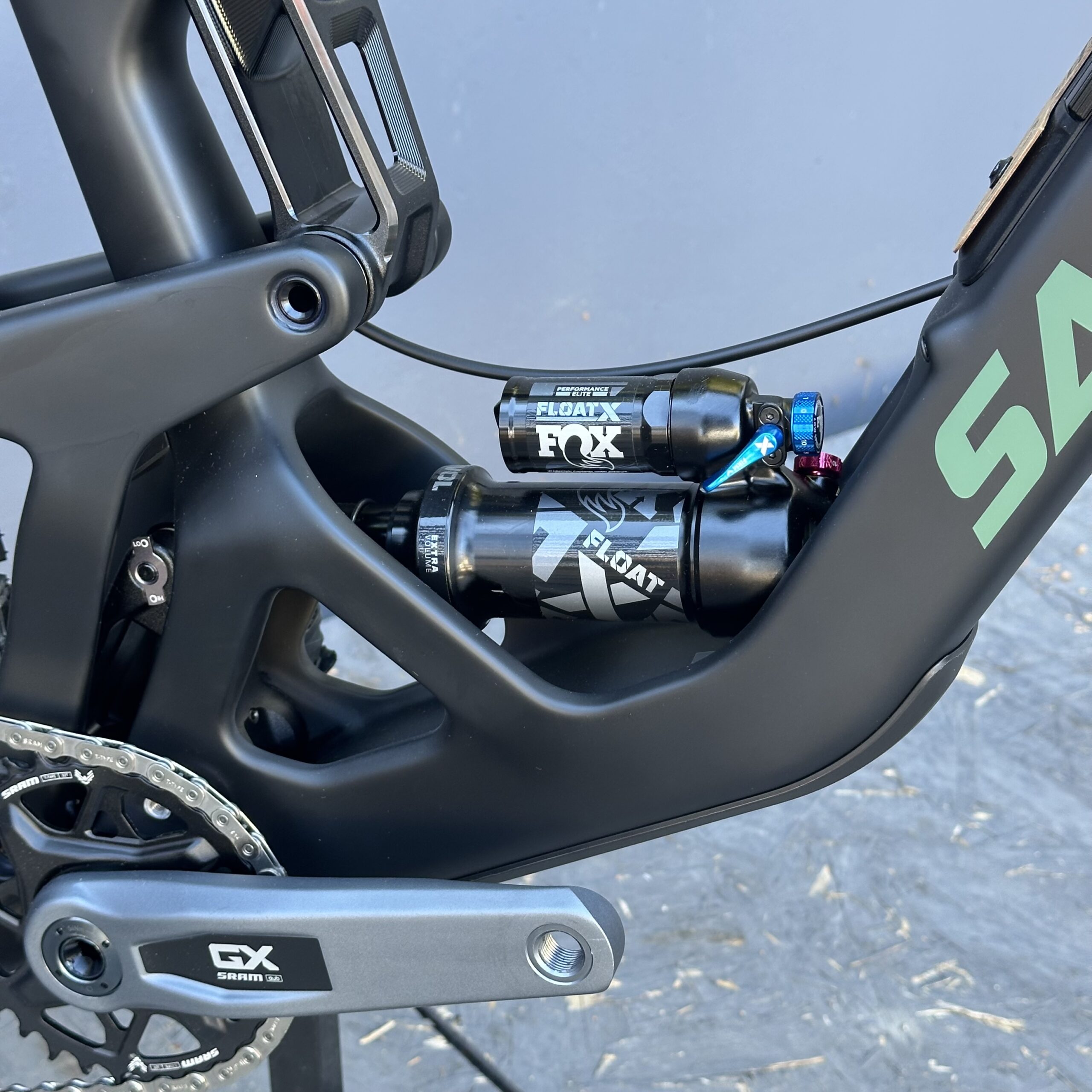 SANTA CRUZ Hightower GX AXS | 2026 | Matte Black – Image 4