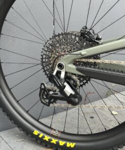 SANTA CRUZ Megatower 90 | 2026 | Matte Olive Drab – Image 8