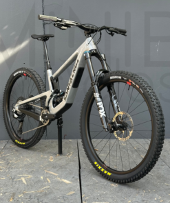 SANTA CRUZ Megatower 90