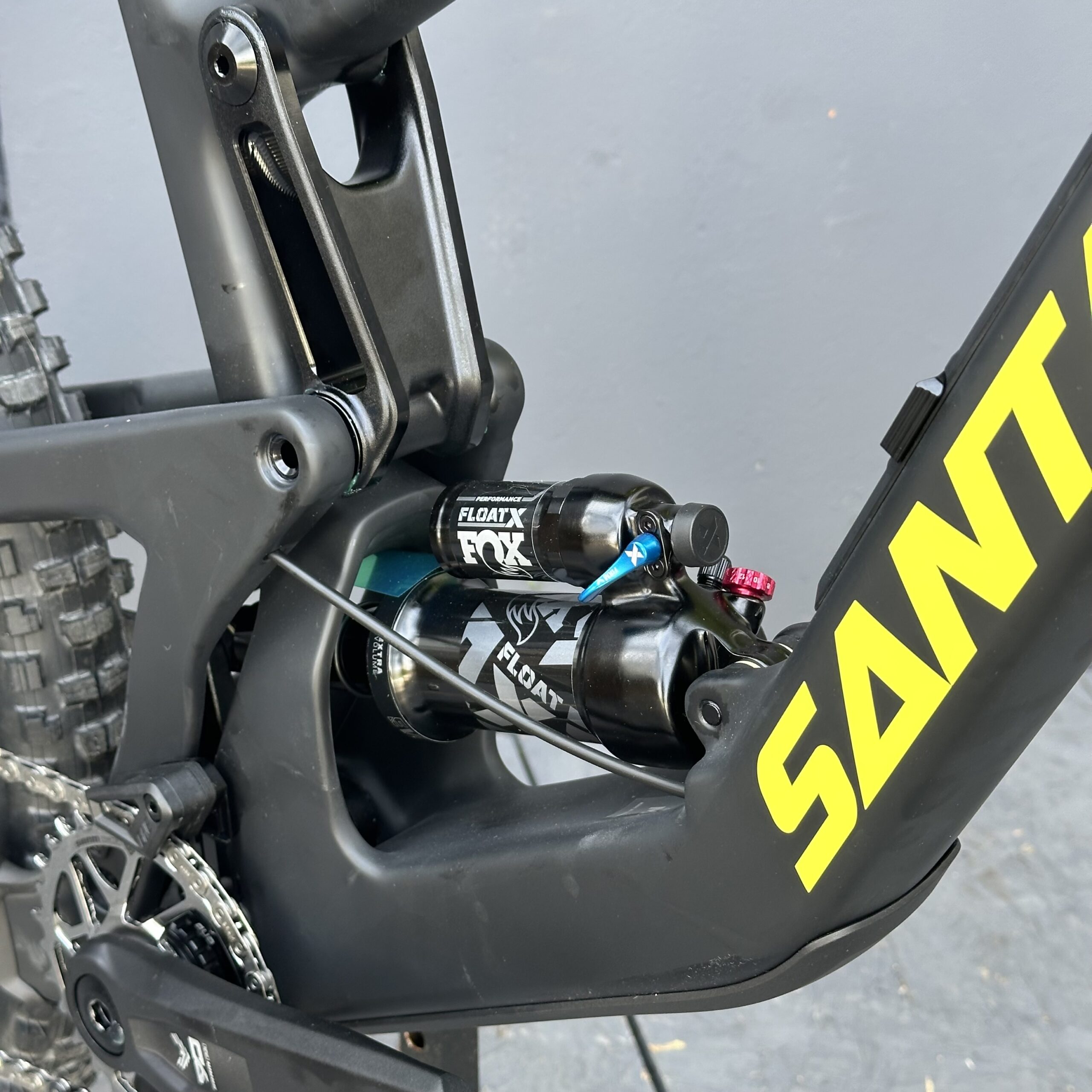 SANTA CRUZ Nomad 6 90 | 2026 | Matte Black – Image 4