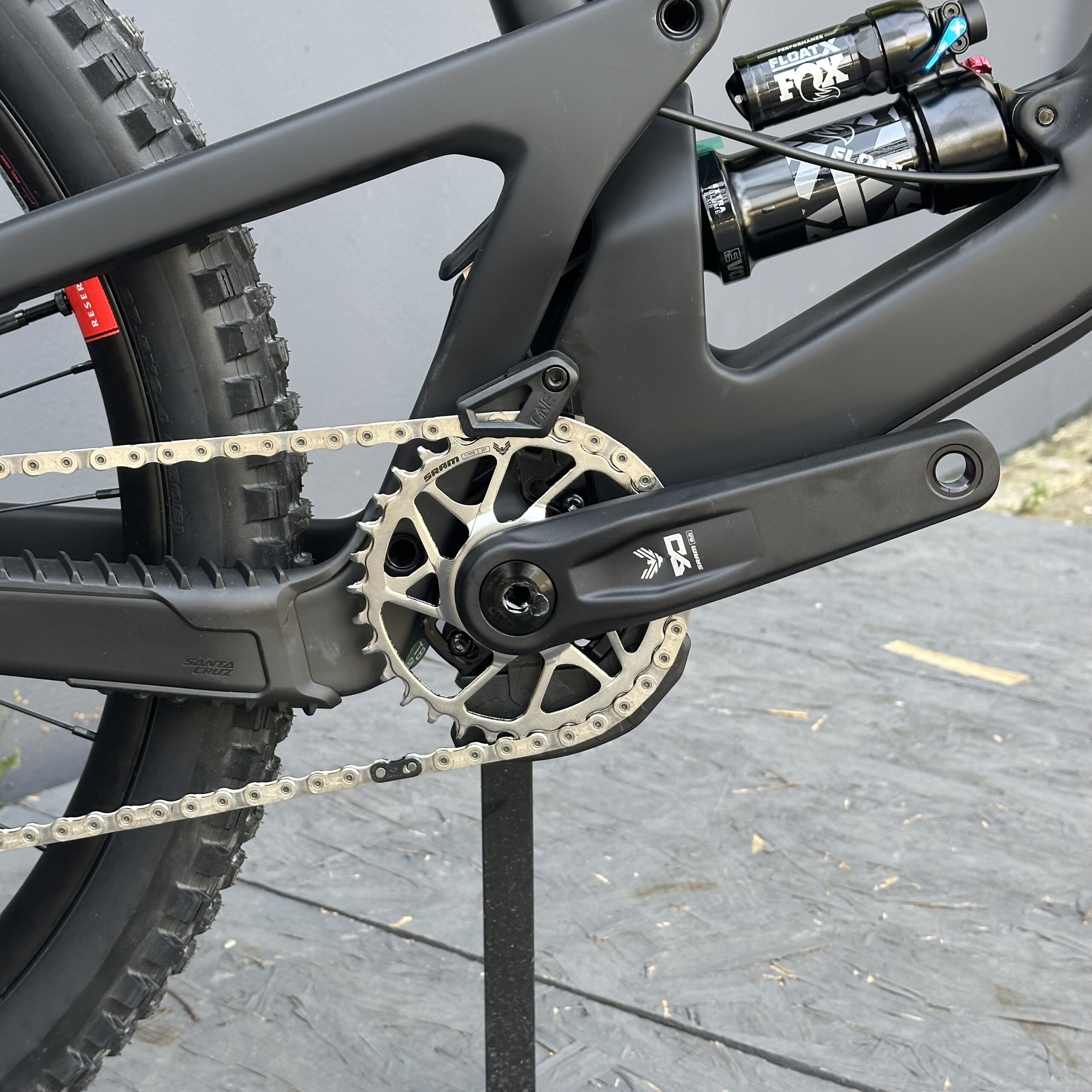 SANTA CRUZ Nomad 6 90 | 2026 | Matte Black – Image 6
