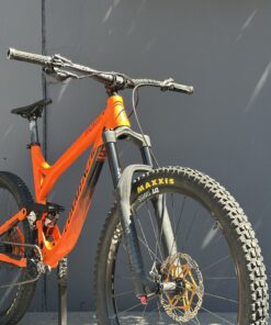 Alternative view of Commencal Meta AM V3 Essential Occasion | VTT Enduro