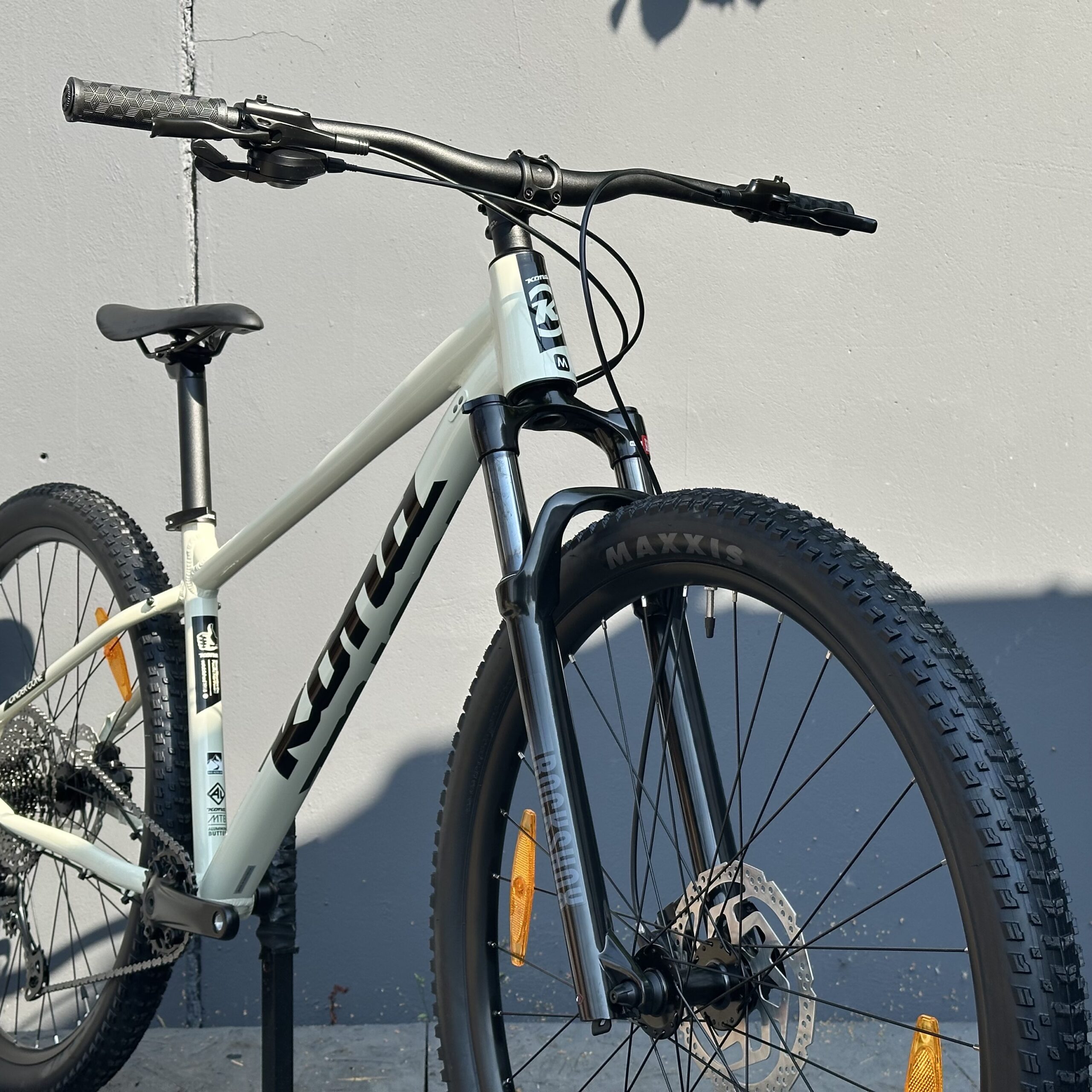 KONA Cinder Cone | White | 2027 – Image 2