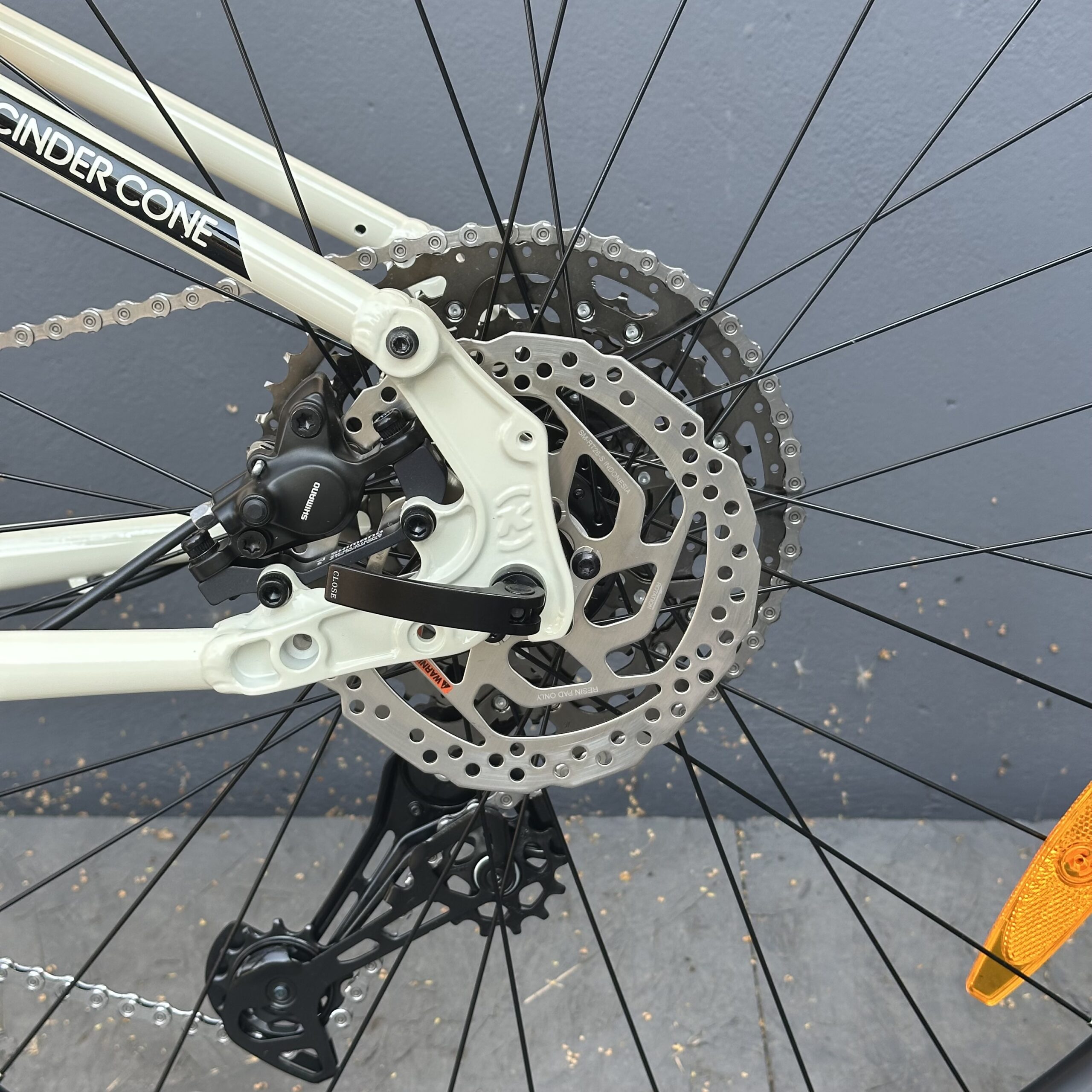 KONA Cinder Cone | White | 2027 – Image 11