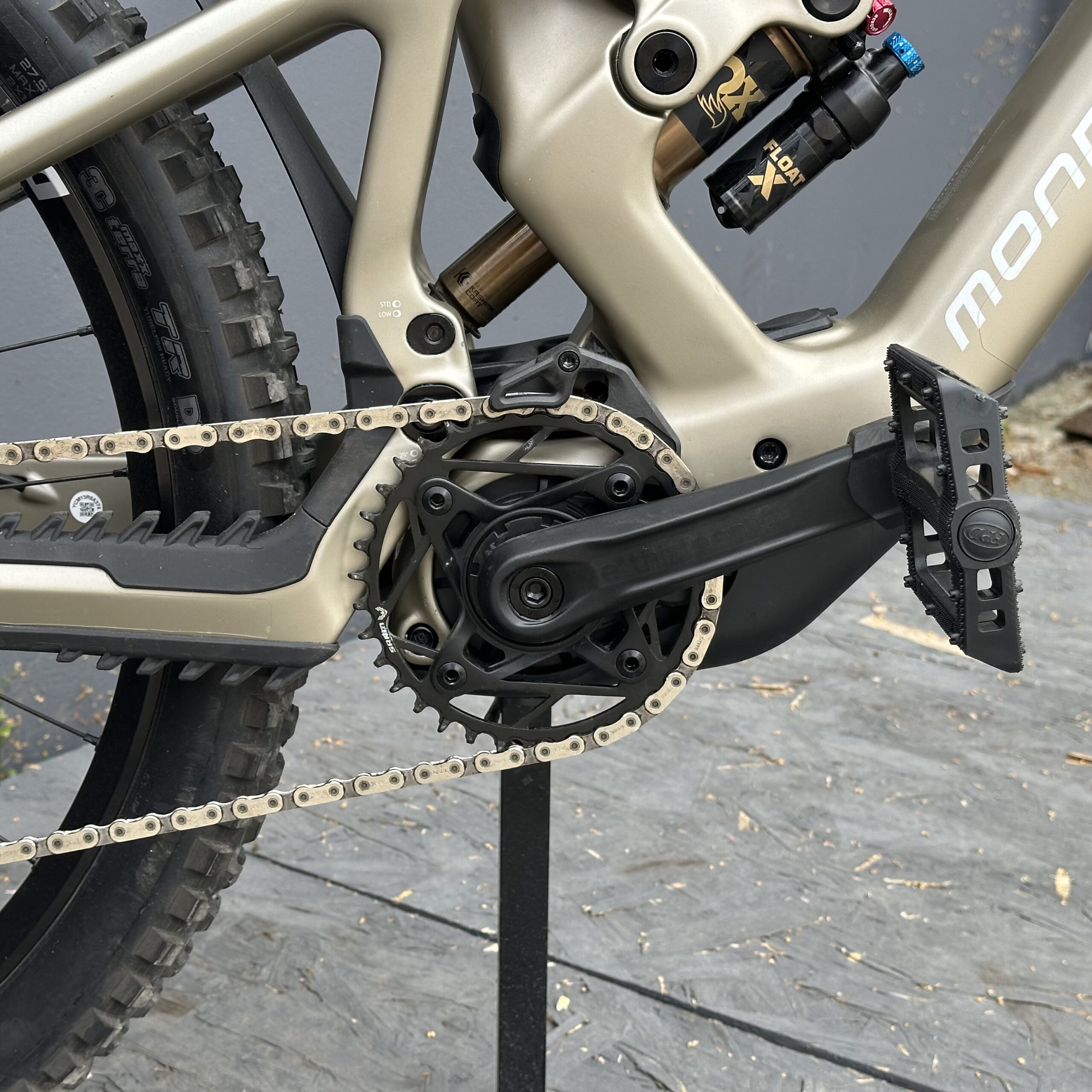 MONDRAKER Zendit RR | Avinox M2S 800Wh | Saturn - Demo Bike – Image 6