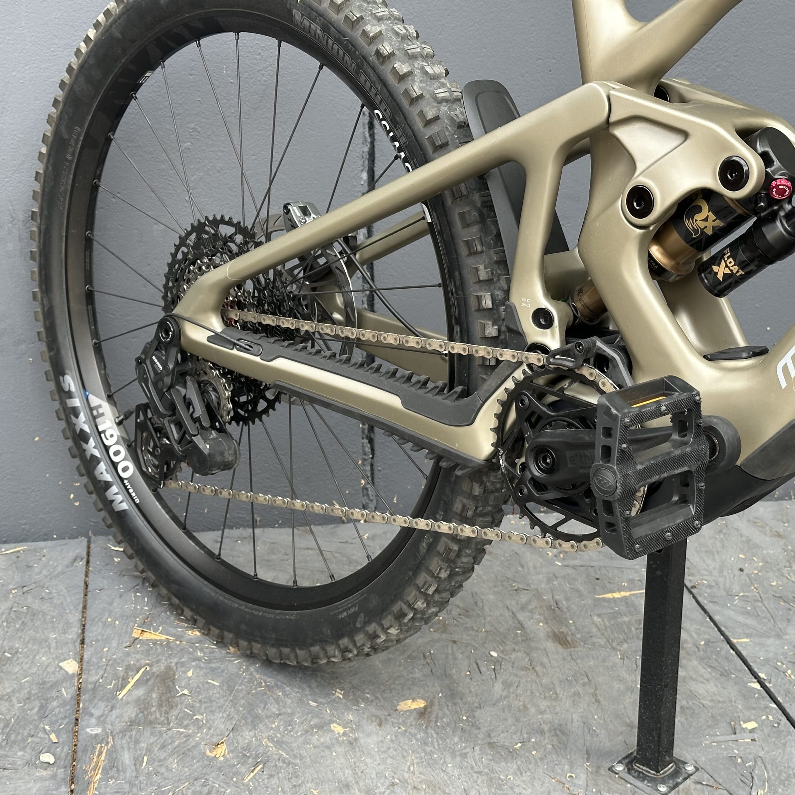 MONDRAKER Zendit RR | Avinox M2S 800Wh | Saturn - Demo Bike – Image 5