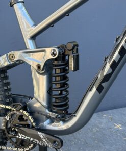 KONA Process X | 2027 | Gloss Metallic Dark Grey – Image 4