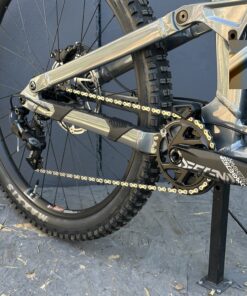 KONA Process X | 2027 | Gloss Metallic Dark Grey – Image 5