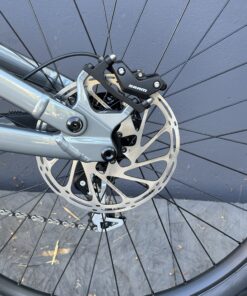 KONA Process X | 2027 | Gloss Metallic Dark Grey – Image 10