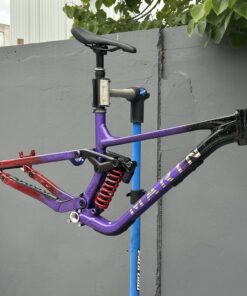 Alternative view of Kit Cadre MARIN Quake DH 2026 | Black Purple Red