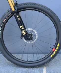 SANTA CRUZ Blur XO AXS RSV | 2027 | Matte Charcoal – Image 10