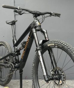 Alternative view of POLYGON COLLOSUS N8 | VTT Enduro | Occasion