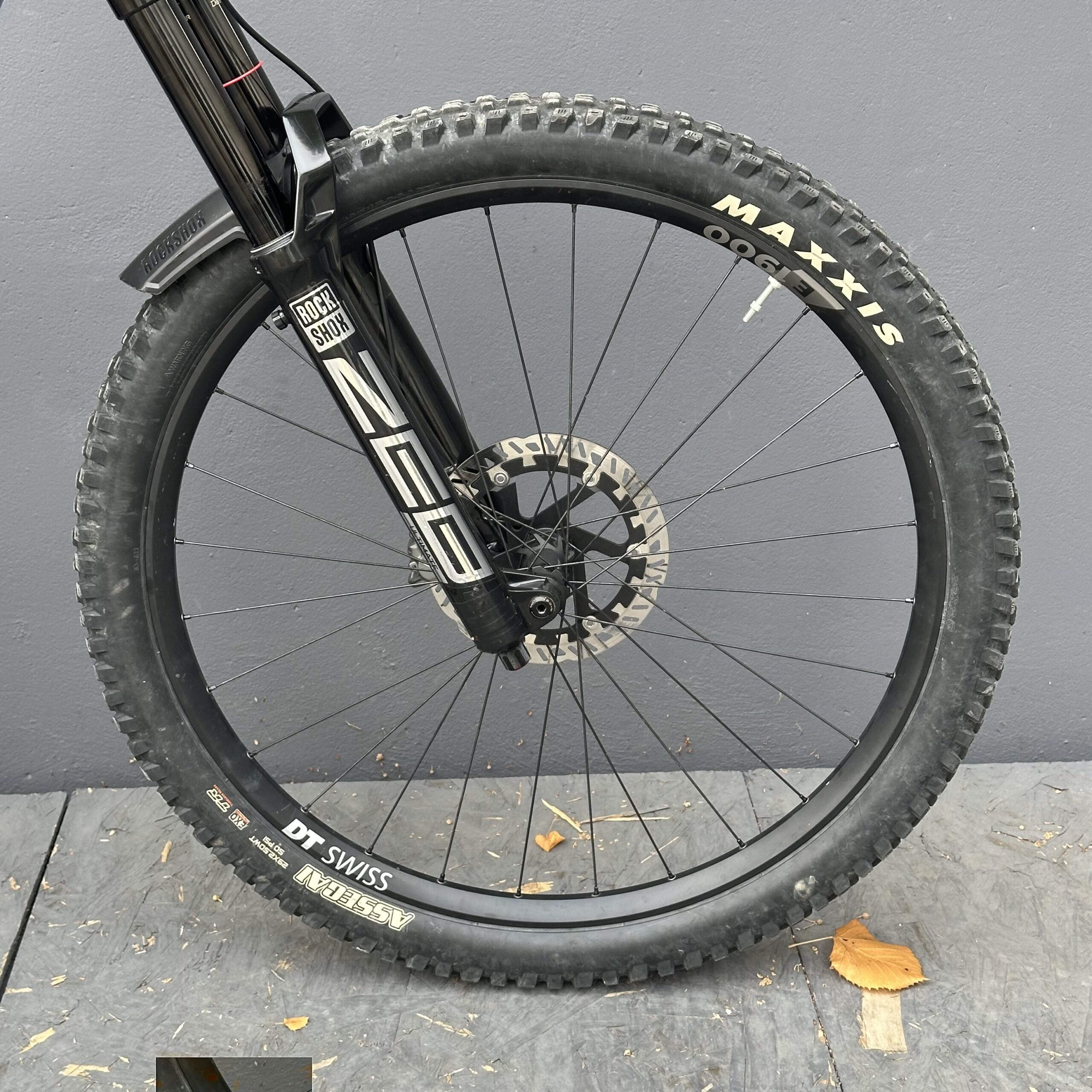 POLYGON COLLOSUS N8 | VTT Enduro | Occasion – Image 10