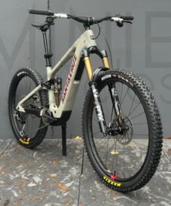 SANTA CRUZ Vala XX AXS RSV CC | 2026 | Gloss Crimson Grey