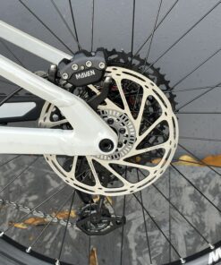 MONDRAKER ZENDIT S 2027 | AVINOX M2S 800Wh | OPTIC WHITE – Image 12