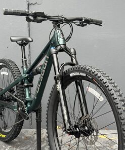Alternative view of POLYGON Siskiu D26 26" 2027 | Green | 1,35m - 1,55m